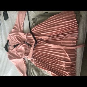 PLT Plus Long Sleeve Pleated Midi Dress